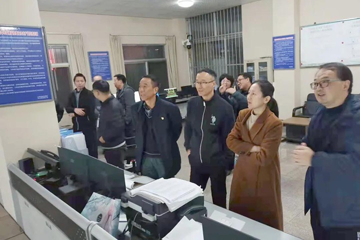 集团党委委员、财务总监莫晓丹一行赴陆东煤矿开展党建、生产经营工作调研