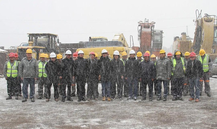 兴发娱乐·(中国游)最新官方网站（煤化）集团党委副书记、总经理高建嵩到先锋煤业公司慰问一线生产人员