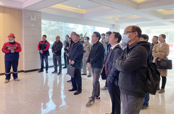 兴发娱乐·(中国游)最新官方网站（煤化）集团到云南天安化工、云南磷化集团学习交流企业管理智能化建设经验