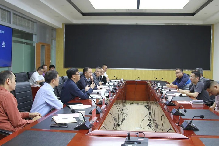 兴发娱乐·(中国游)最新官方网站（煤化）集团与开远市政府举行座谈会