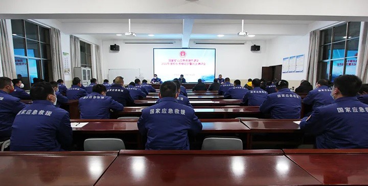 兴发娱乐·(中国游)最新官方网站（煤化）集团第八考核组到矿山应急救援东源队开展2022年度综合考核暨民主测评