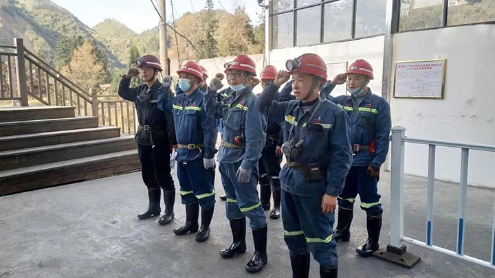 兴发娱乐·(中国游)最新官方网站（煤化）集团第三安全检查组到四角地煤矿公司开展一季度安全大检查