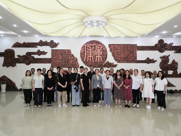 【兴发娱乐·(中国游)最新官方网站简讯】源能矿山建设公司开展警示教育活动｜曲煤焦化公司爱心托管班开班｜先锋化工公司爱心托管班开班