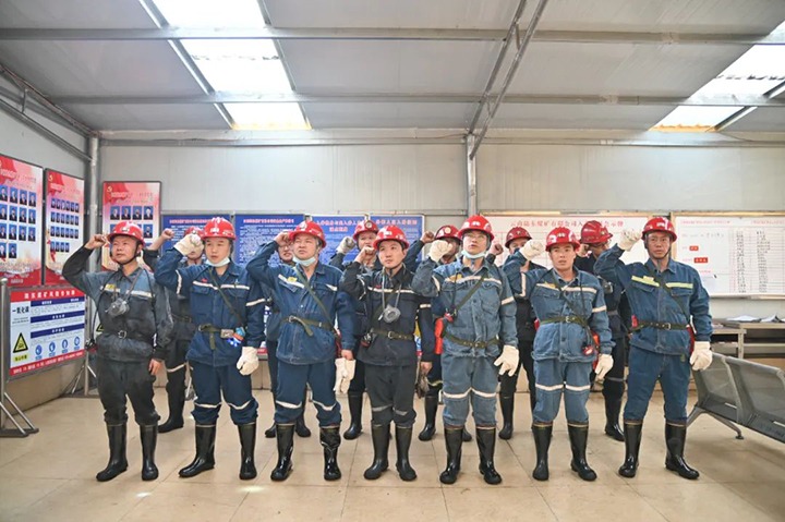 【聚焦兴发娱乐·(中国游)最新官方网站】兴发娱乐·(中国游)最新官方网站（煤化）集团检查组到陆东煤矿公司开展安全专项检查情况