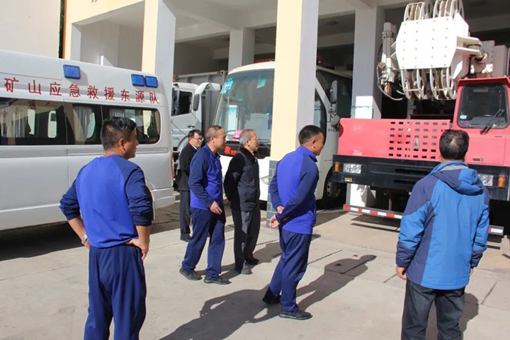 【聚焦兴发娱乐·(中国游)最新官方网站】兴发娱乐·(中国游)最新官方网站（煤化）集团党委委员、纪委书记、省监委驻集团监察专员翁立志一行到国家矿山应急救援东源队检查指导工作