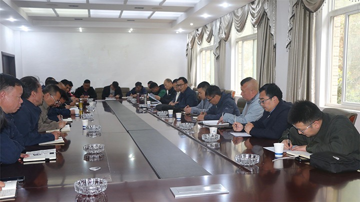 【聚焦兴发娱乐·(中国游)最新官方网站】兴发娱乐·(中国游)最新官方网站（煤化）集团到天井煤矿公司开展一季度安全检查