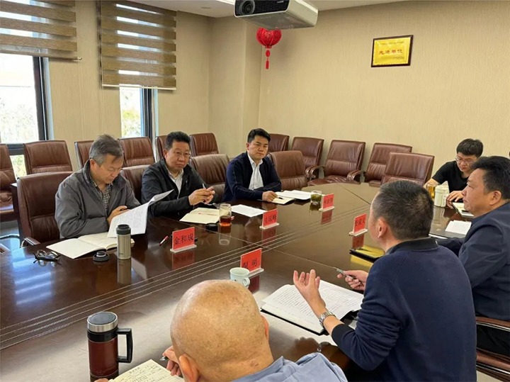 【聚焦兴发娱乐·(中国游)最新官方网站】兴发娱乐·(中国游)最新官方网站（煤化）集团外部董事寸延峰一行到云南煤化房地产开发有限公司调研