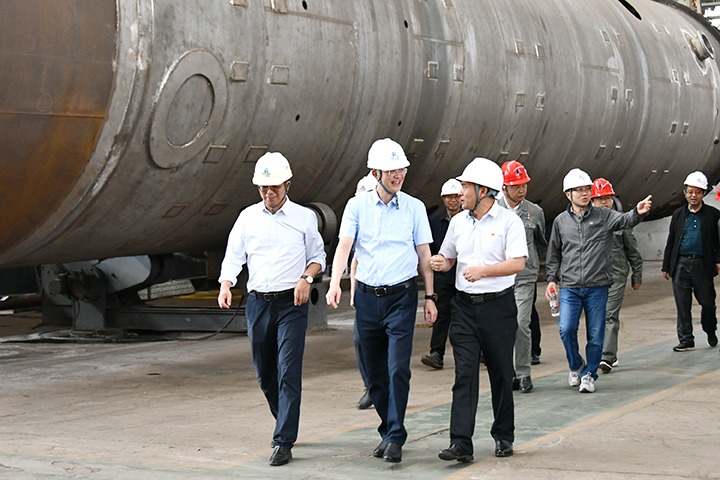 【聚焦兴发娱乐·(中国游)最新官方网站】 兴发娱乐·(中国游)最新官方网站集团党委书记、董事长胡均赴所属企业开展工作调研